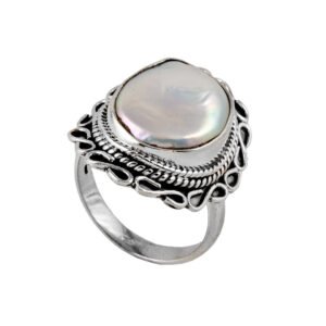 silver ring with mother of pearl