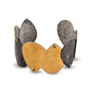 silver diamond bracelet inspired by the birth of Jesus