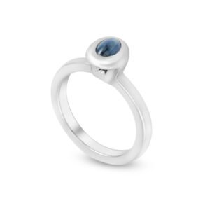 silver sapphire ring